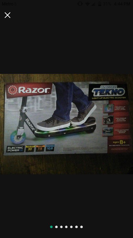 Razor Tekno Electric Power Light Up Scooter