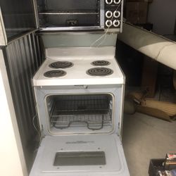 Stove  Need Gone ASAP 