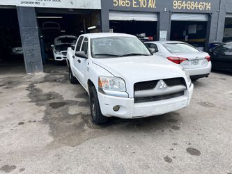 2007 Mitsubishi Raider