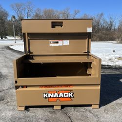 Knaack Steel Jobsite Storage Piano iBox