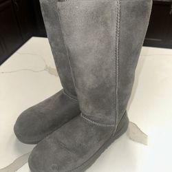 UGG Women's Classic Tall Boots