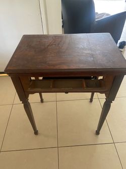2 vintage sewing tables