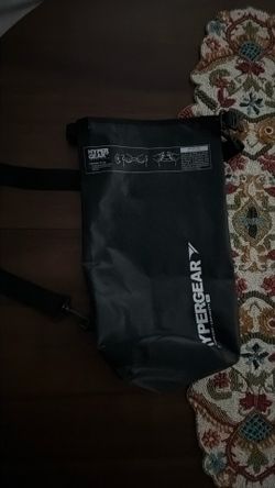 Hypergear waterproof bag 2feet big
