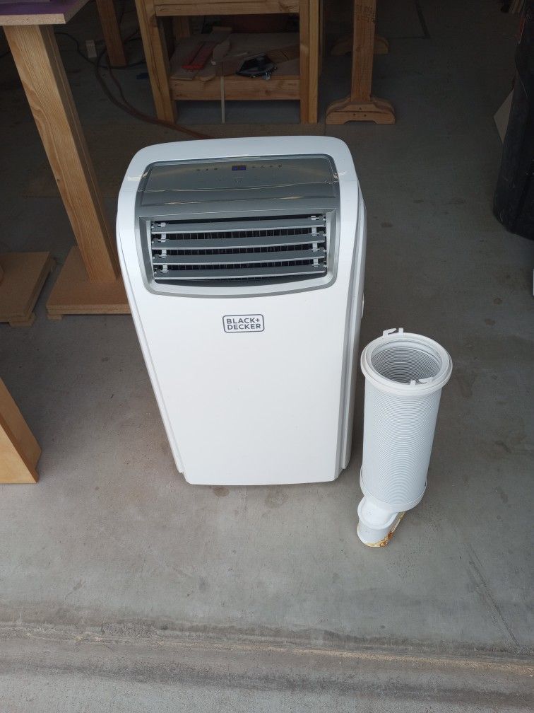 Black + Decker Portable AC Unit