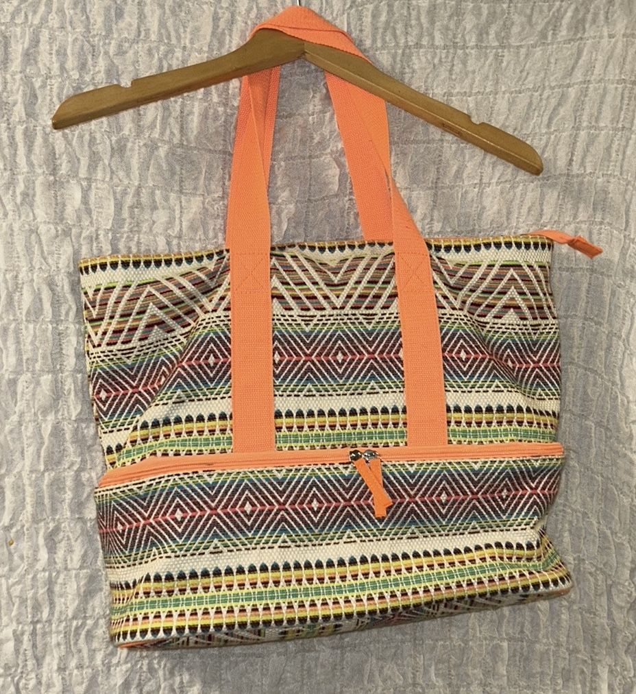 Geometric Beach/Picnic Tote Bag, Cooler Bottom Section, Lined, Inner Pockets