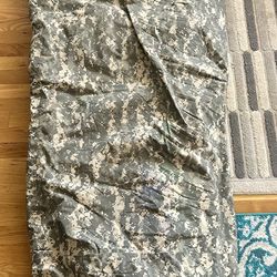 Camouflage Sleeping Bag - Army Issued