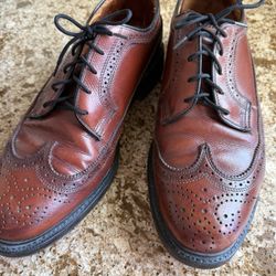 Leather Wingtip Shoes 10.5 