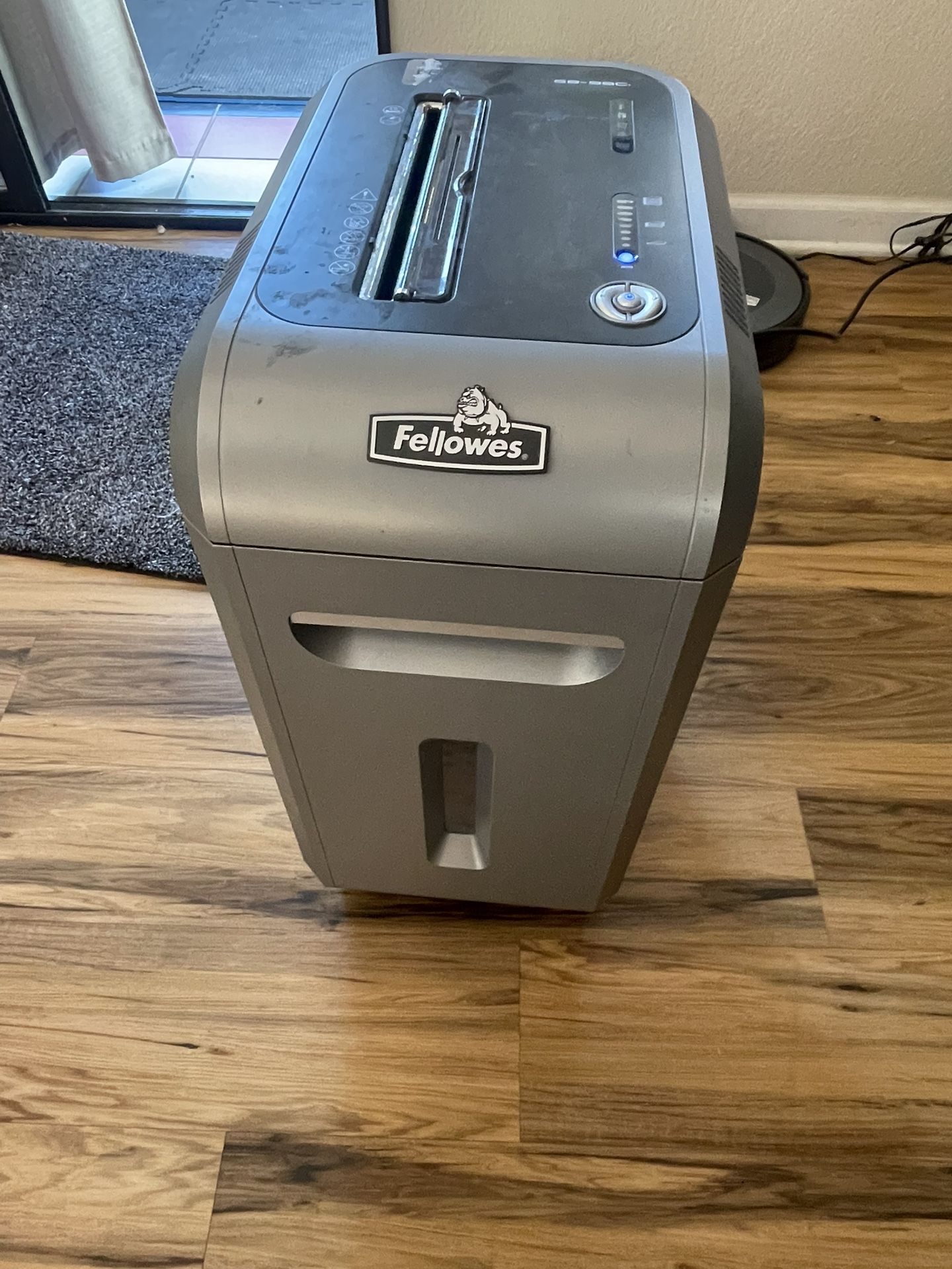 Fellows Shredder S8-98ci 