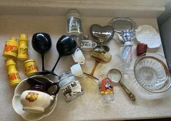 Vintage And Modern Home Decor/Knick Knacks/Kitchenware