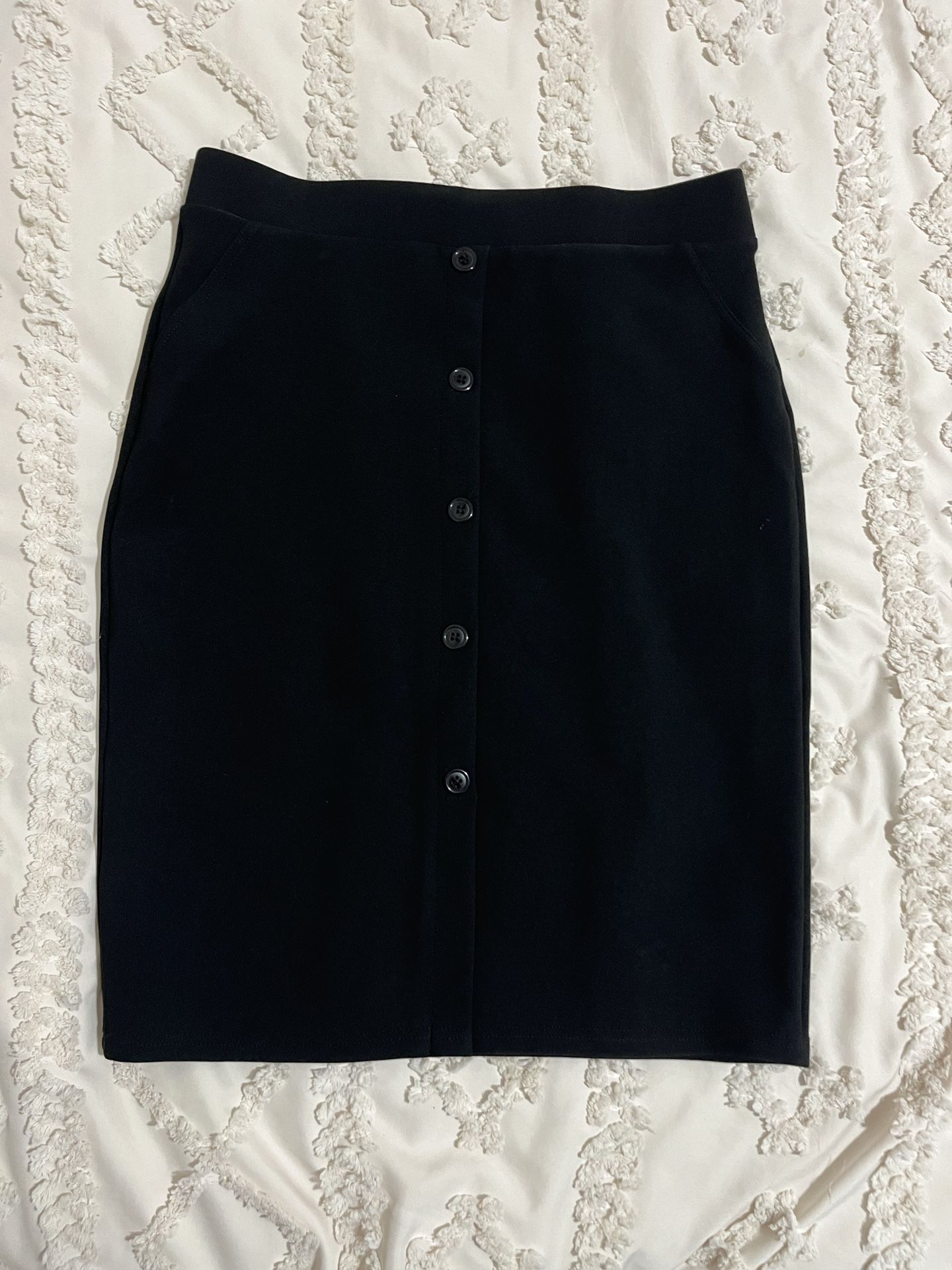 Chic Black Button-Front Pencil Skirt