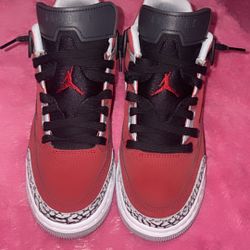 Red Jordan’s Size 5Y