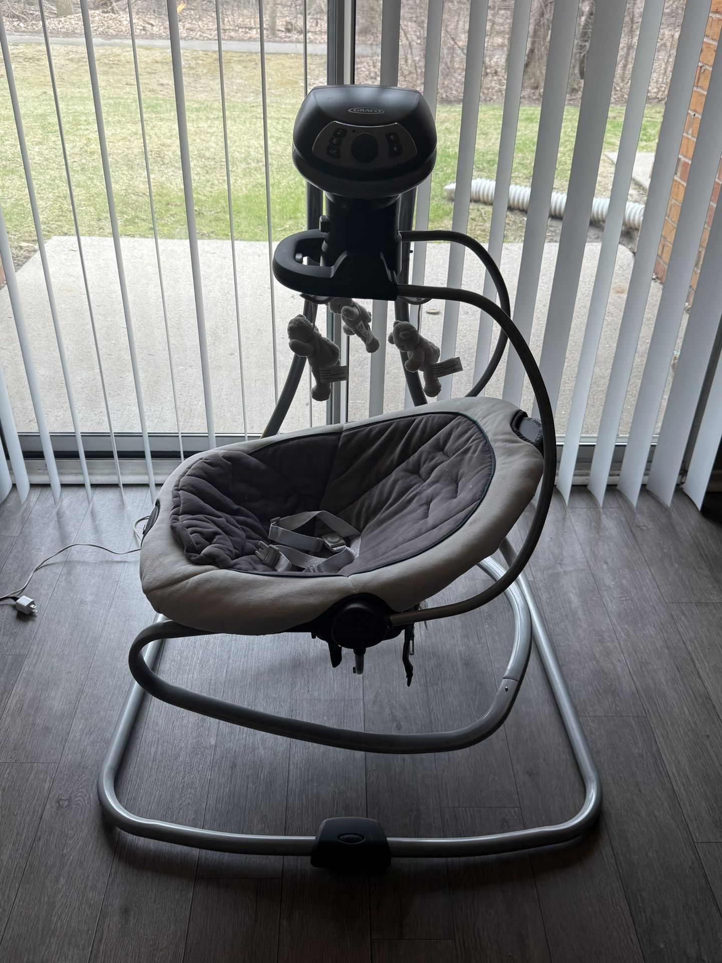 Graco Baby Auto Swing
