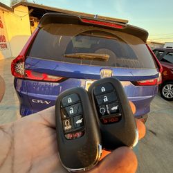 Llaves De Autosn/ Car Keys And Remotes 