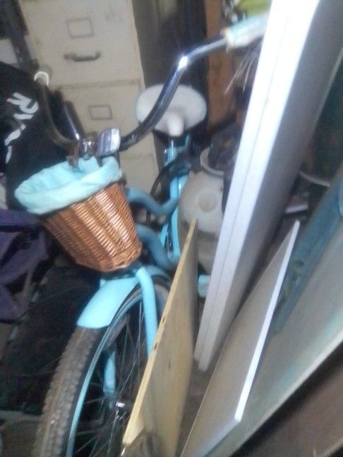 Huffy Beach Cruiser