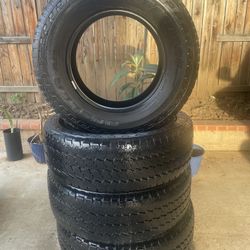 Used Tires Bridgestone LT275/70R18 10 Ply 
