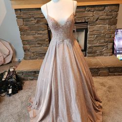 Brand New Giovanni Dress!