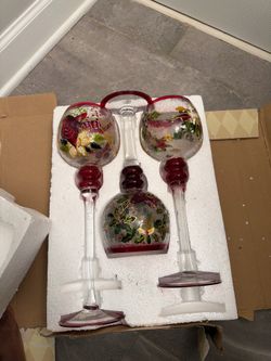 Holly & Berry Crackle Glass, Red Accents