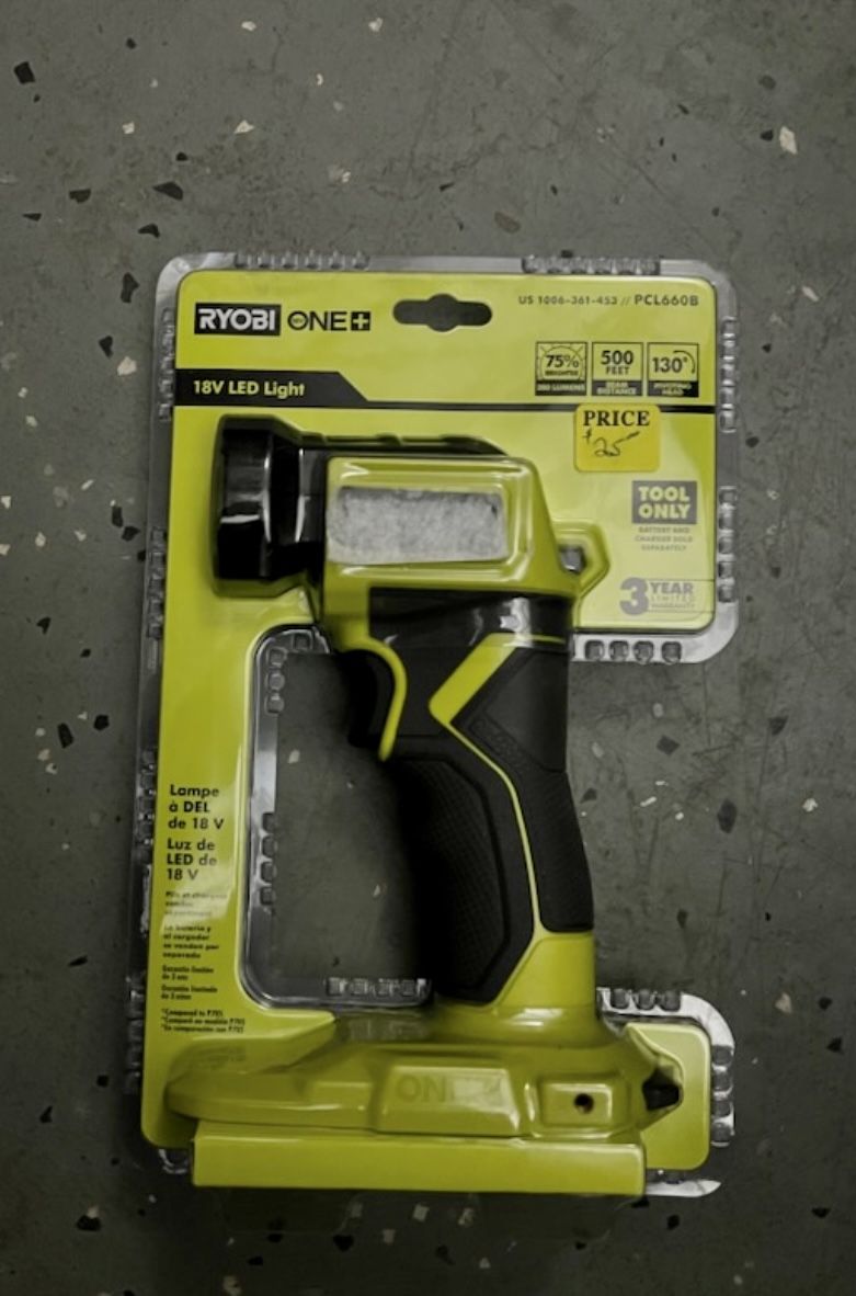 RYOBI ONE+ 18V Cordless LED Light (Tool Only)