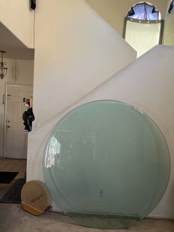 Free- 6ft round glass table top