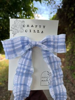 Plaid bow