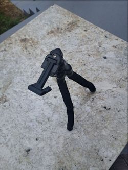 Flexible Mini Tripod with Phone Mount