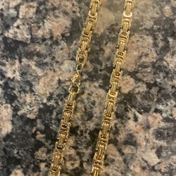 14k  Plated men’s chain 