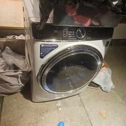 Like New Washing Machine  - Excellent Condition