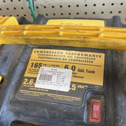 Dewalt Compressor 