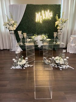 Wedding decorations.