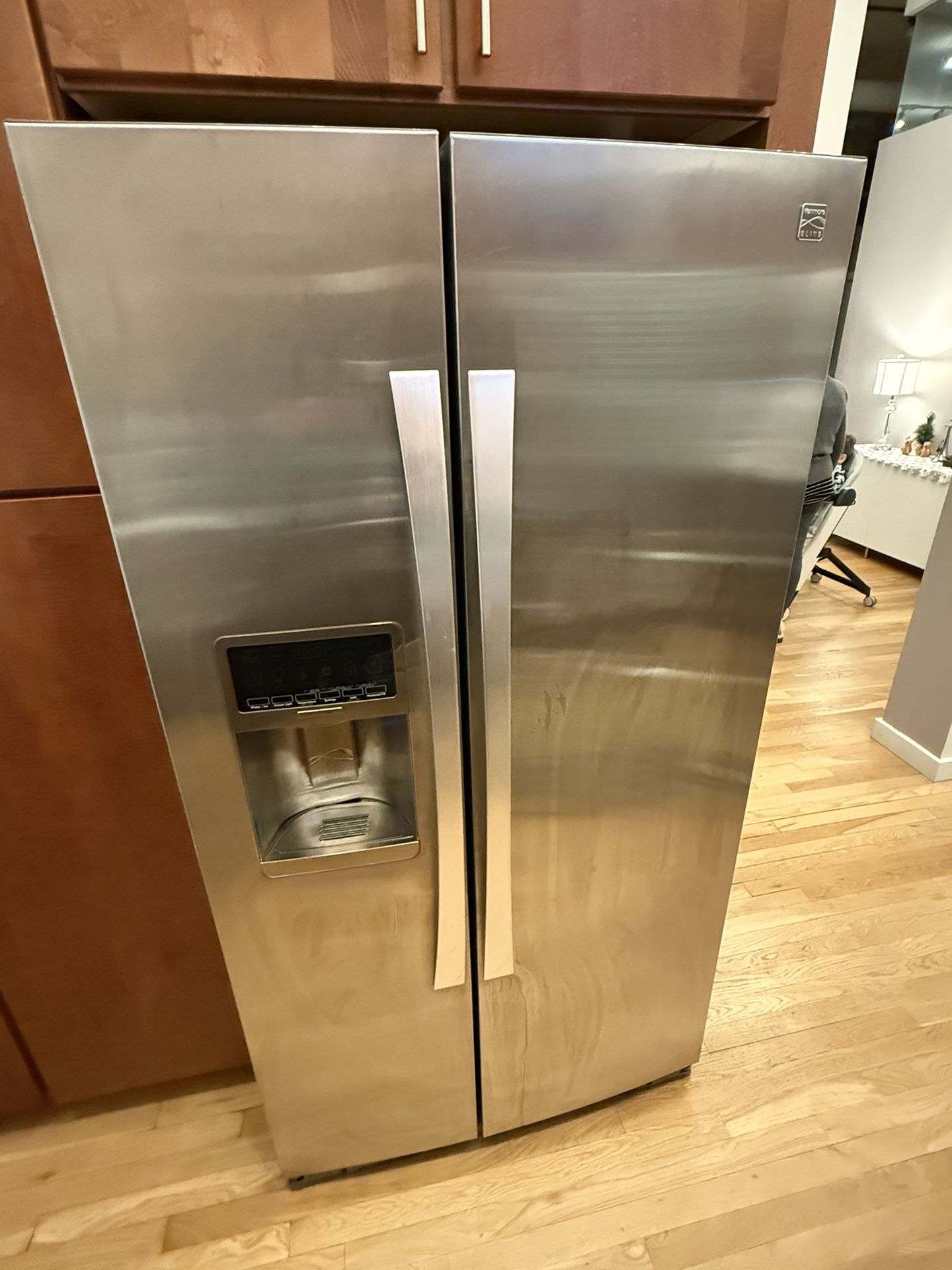 Refrigerator Kenmore 