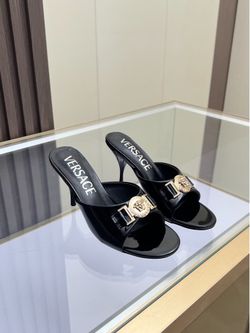 Versace Women’s Heels With Box 2026 New