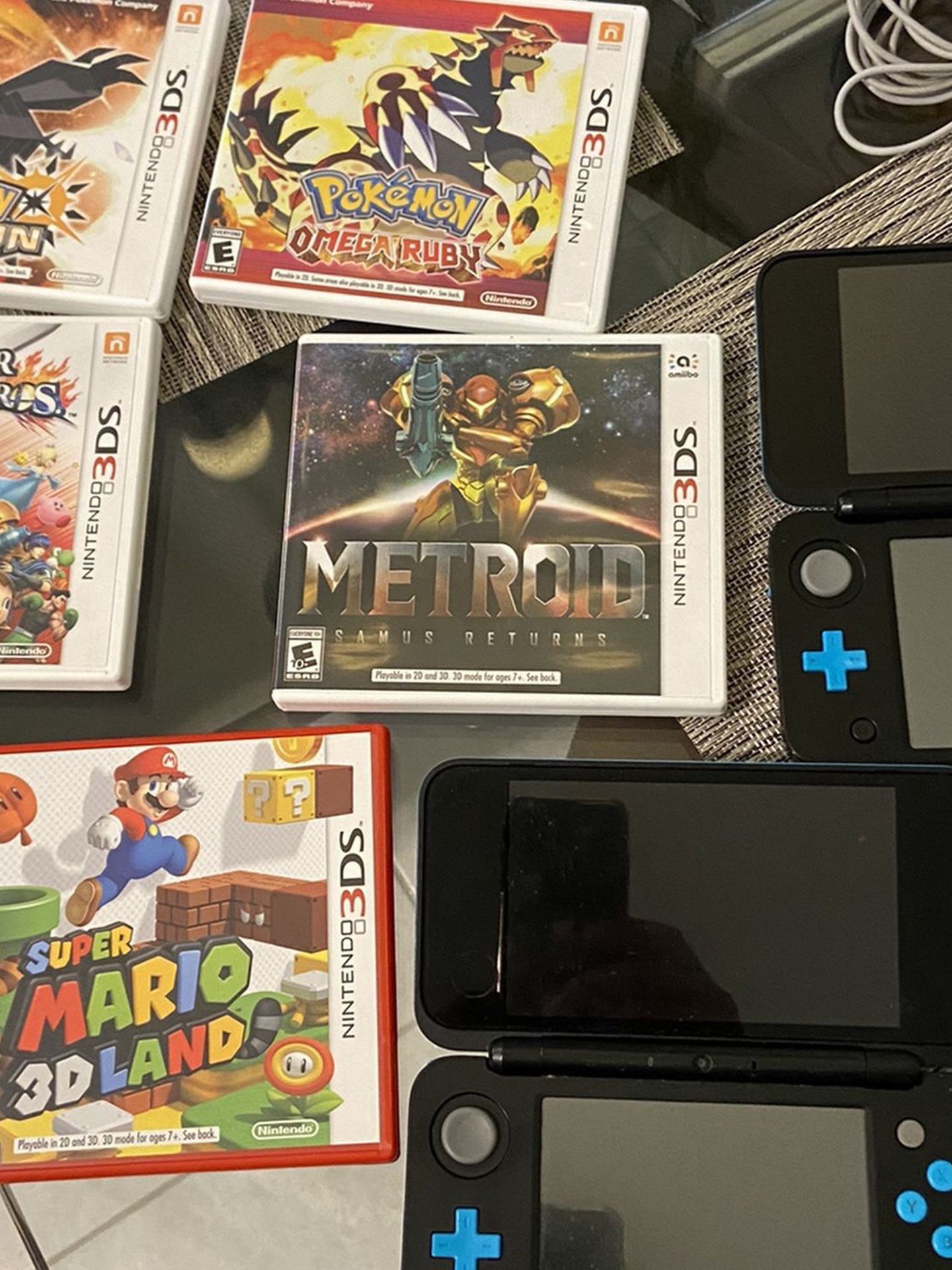 2 Nintendo DS With 6 Games, One With Mariokart 7 Loaded