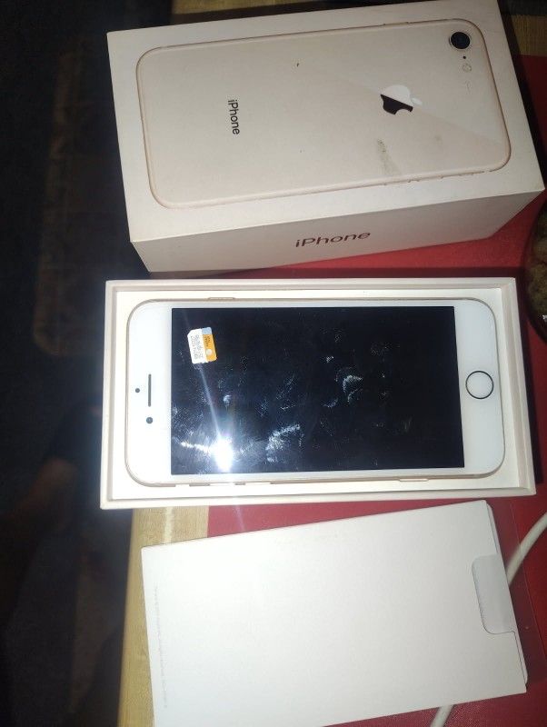 iPhone 8