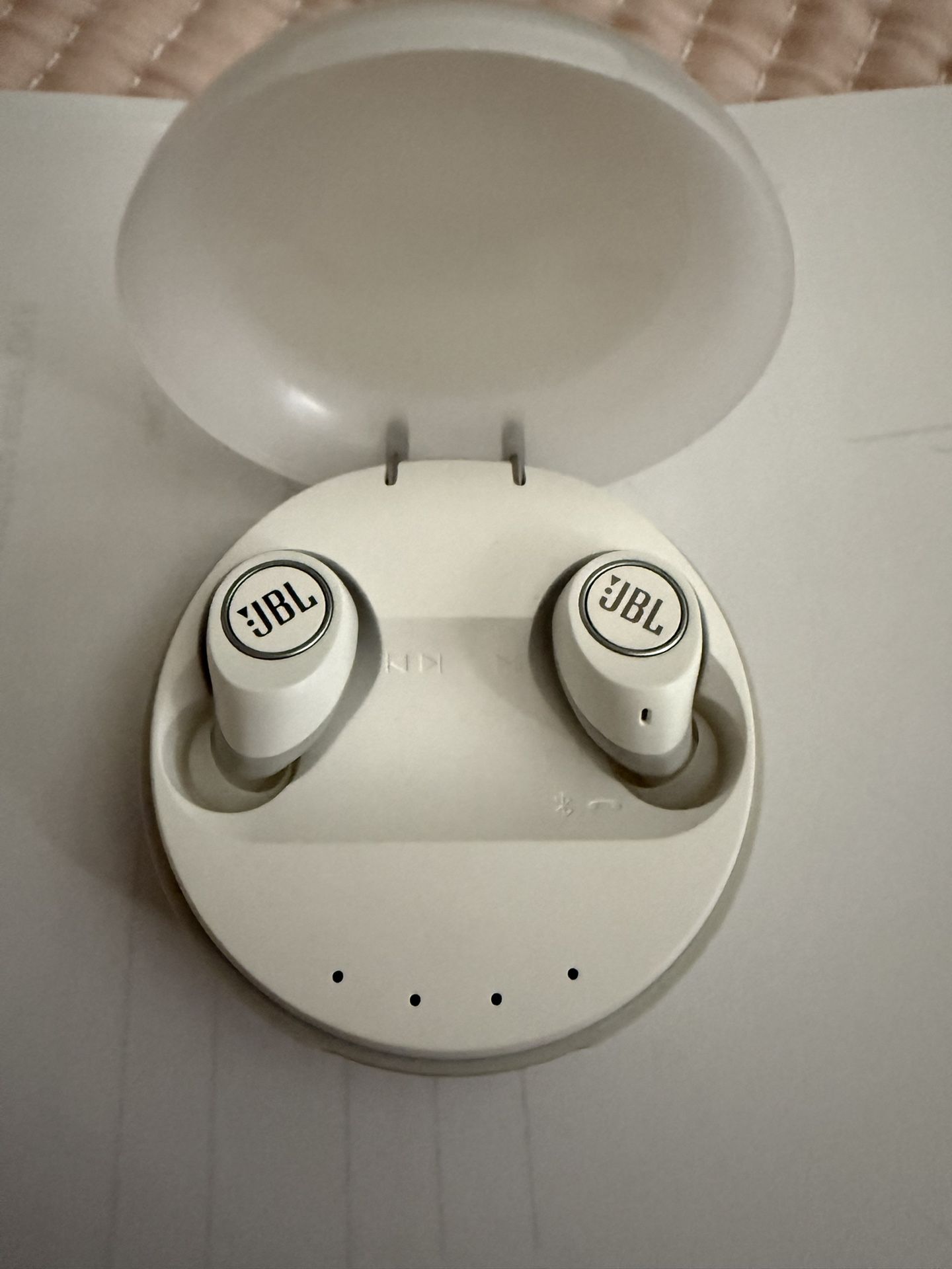 JBL Earbuds