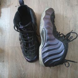 Purple N BLACK FOAMPOSITES SIZE 15