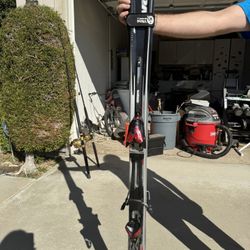 Men’s Skis , 2X Ski Poles, And Travel Case 