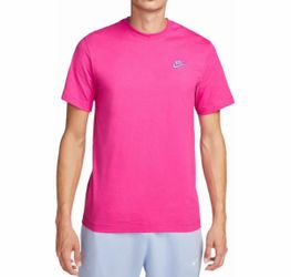 Nike Sportswear Club T-Shirt