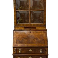✨ Drexel Heritage Illuminated Secretary Desk & Hutch – Et Cetera Collection ✨


Free Same Day Delive