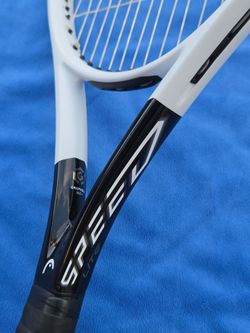 HEAD Graphene 360+ Speed LITE tennis racquet