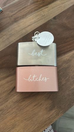 Flask set for you and your Bestie!
