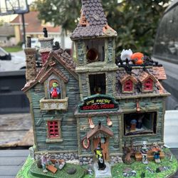 Little monster schoolhouse
