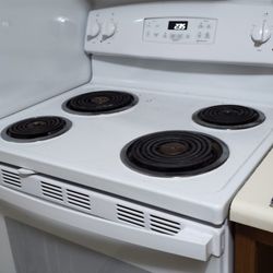 GE ELECTRIC STOVE 