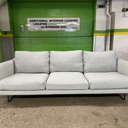 Bradfords Dayton 3-Seater Sofa – Light Grey Fabric – Excellent Condition + FREE Delivery