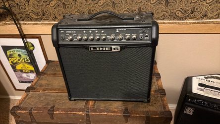 Line 6 Spider IV 30 W guitar amplifier
