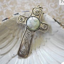 SILVER CROSS W/ROMAN GLASS