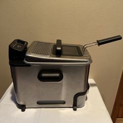 T-fal Ultimate EZ Clean Pro Deep Fryer 3.5 Liters Oil Filtration System