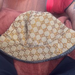 Gucci bucket hat 679426
