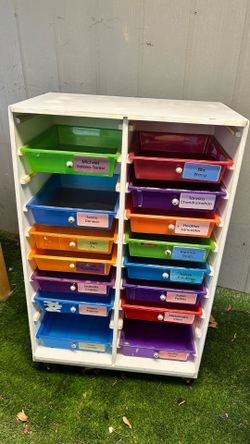 Daycare preschool shelf trays organize