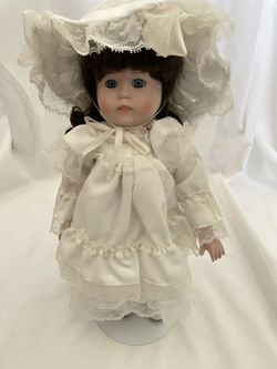 Meredith Dynasty Doll Collection