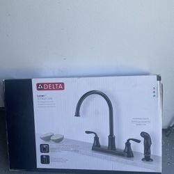 New DELTA Lorain 21716LF-OB Oil rubbed Bronze Finish Faucet 